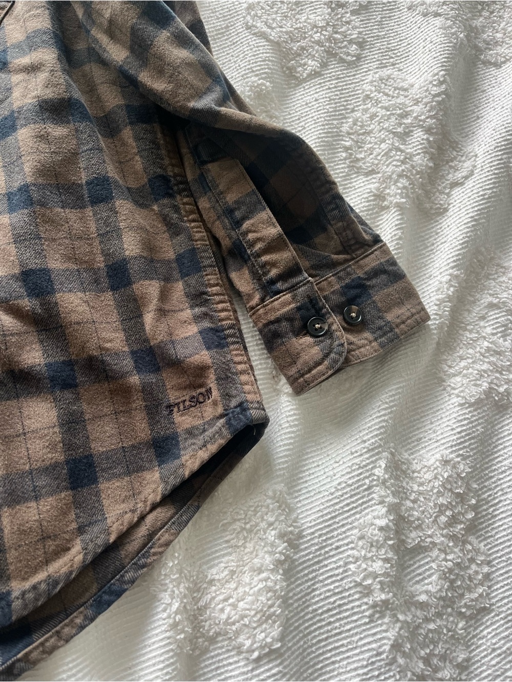 Filson Alaskan Guide Shirt Men’s Medium - Picture 4 of 4